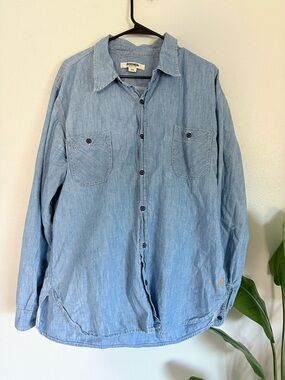 Birdwell Light Chambray Button-Front Shirt - Light Blue